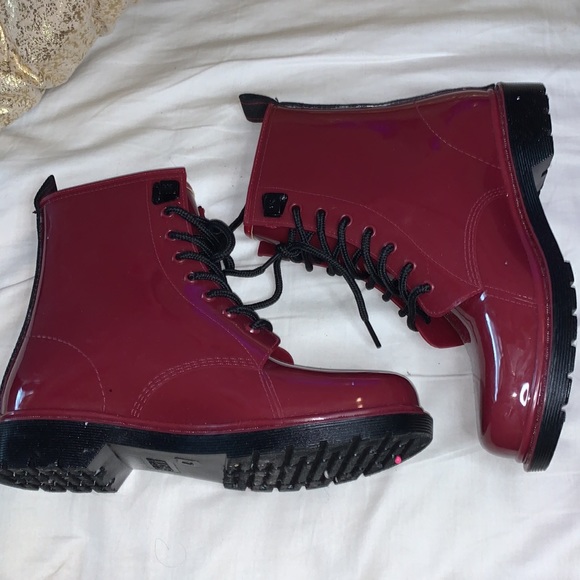 SOLD Michael Kors rain boots - Picture 4 of 6